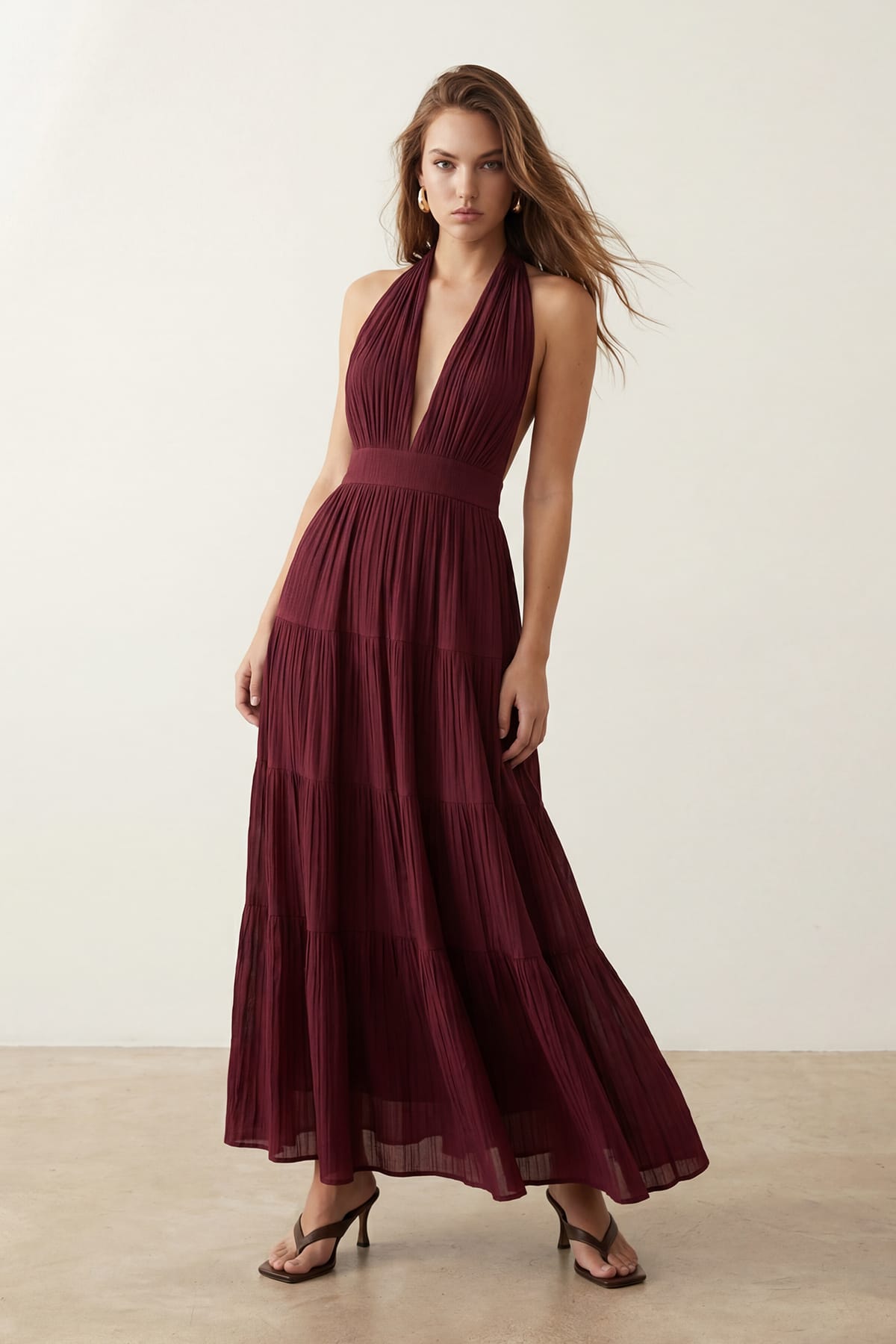 فستان ماكسي عنابي مكشوف الظهر — HAYA Collection